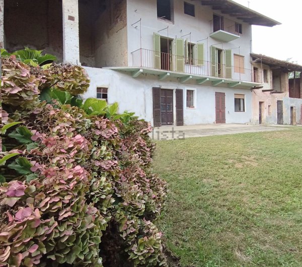 casa indipendente in vendita a Mazzè