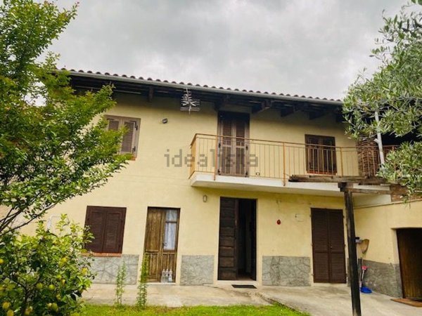 casa indipendente in vendita a Mazzè