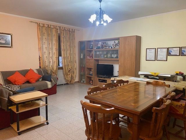 casa indipendente in vendita a Mazzè in zona Casale