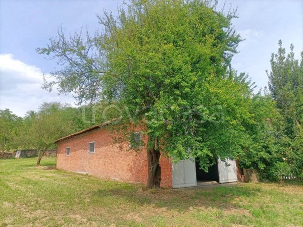 locale di sgombero in vendita a Mazzè