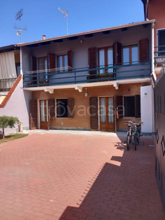 casa indipendente in vendita a Mazzè in zona Casale