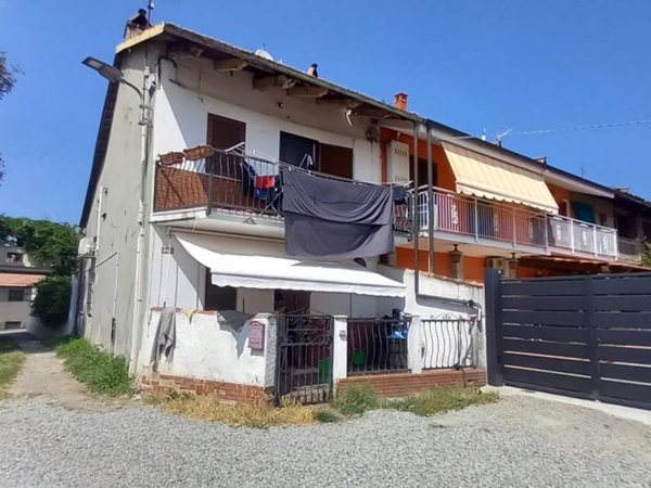 casa indipendente in vendita a Mazzè