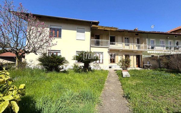 casa indipendente in vendita a Mazzè