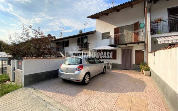 casa indipendente in vendita a Mazzè in zona Barengo