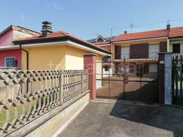casa indipendente in vendita a Mazzè in zona Tonengo
