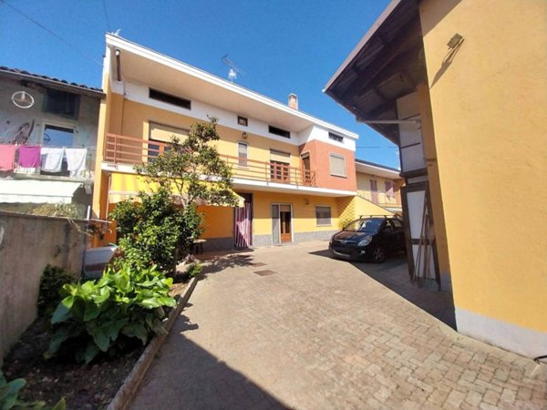 casa indipendente in vendita a Mazzè in zona Casale