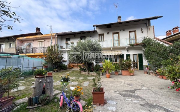 casa indipendente in vendita a Mazzè in zona Tonengo