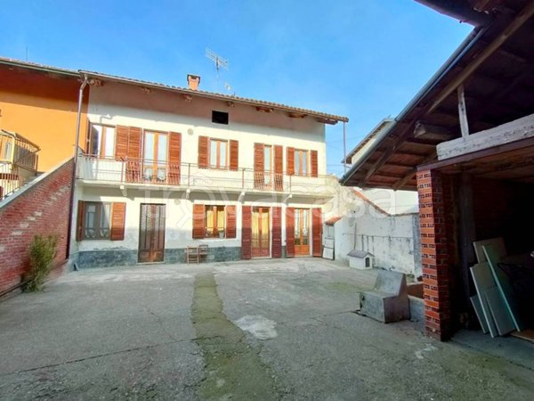 casa indipendente in vendita a Mazzè in zona Tonengo