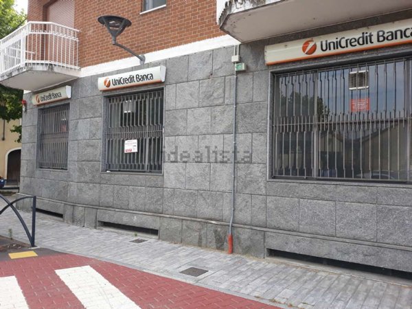 ufficio in vendita a Mazzè
