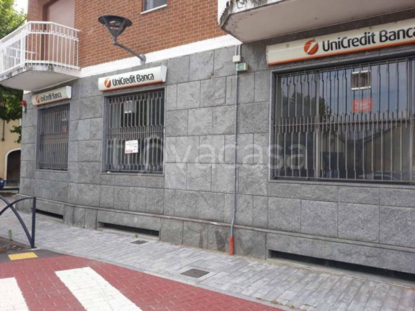 negozio in vendita a Mazzè