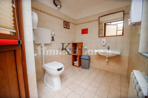 negozio in vendita a Mazzè in zona Tonengo