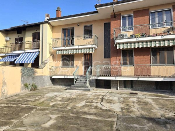 casa indipendente in vendita a Mazzè in zona Tonengo