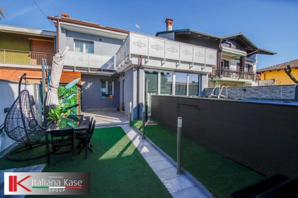 casa semindipendente in vendita a Mazzè in zona Tonengo