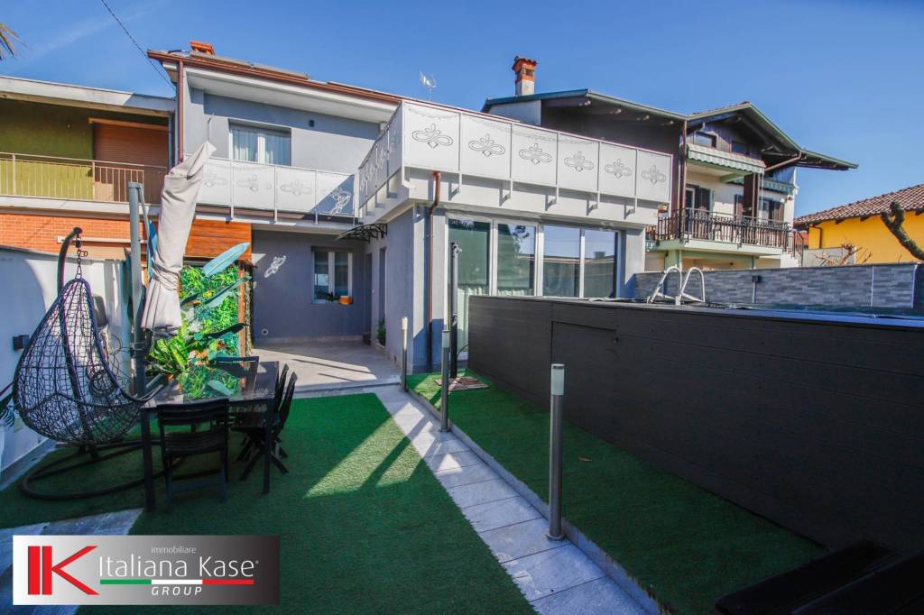 casa indipendente in vendita a Mazzè in zona Tonengo