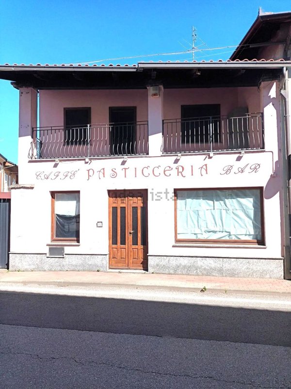 casa indipendente in vendita a Mazzè in zona Tonengo