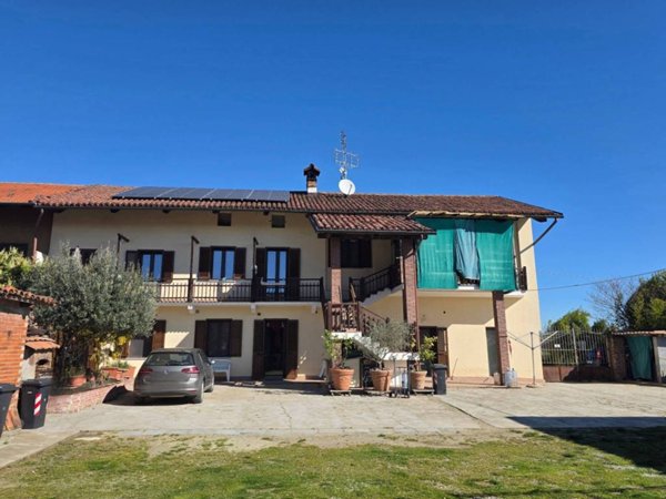 casa indipendente in vendita a Mazzè