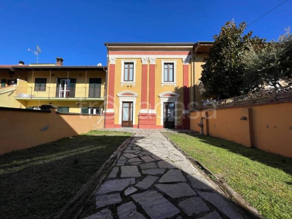 negozio in vendita a Mazzè in zona Casale