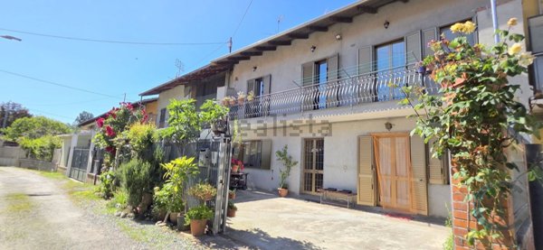 casa indipendente in vendita a Mazzè in zona Casale