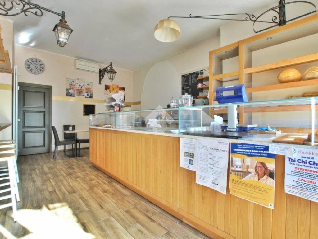 negozio in vendita a Mazzè
