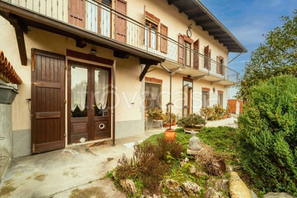casa indipendente in vendita a Mazzè in zona Casale