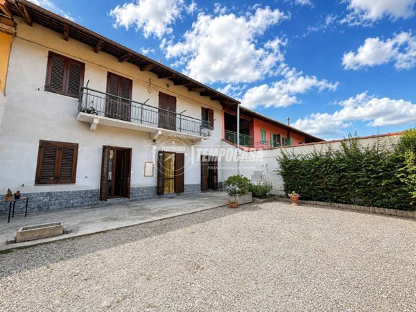 casa indipendente in vendita a Mazzè in zona Casale