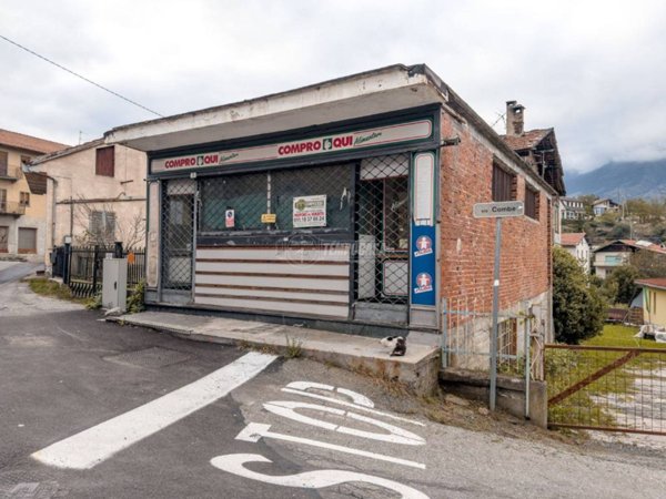locale commerciale in vendita a Meana di Susa