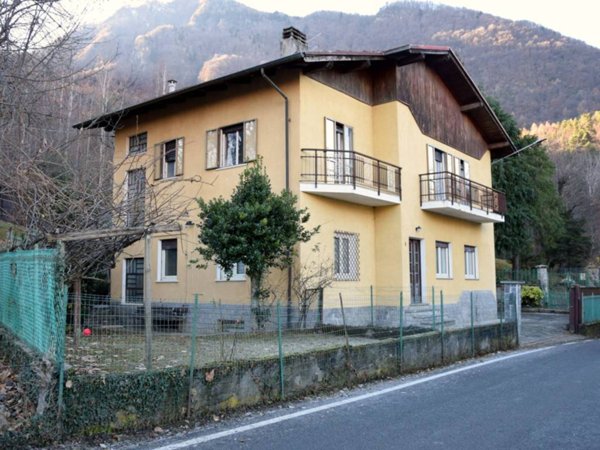 casa indipendente in vendita a Meana di Susa