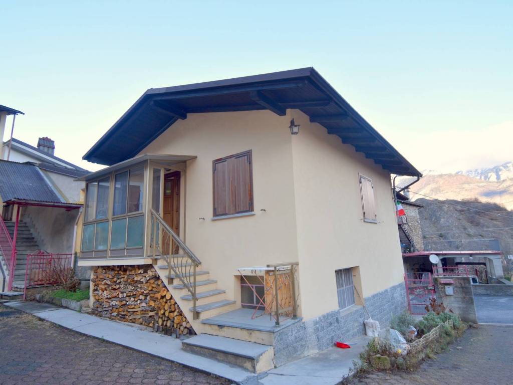 casa indipendente in vendita a Meana di Susa