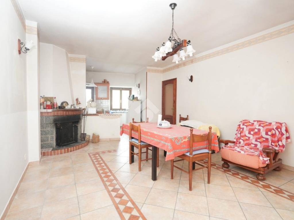 casa semindipendente in vendita a Meana di Susa