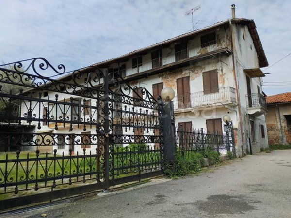 casa indipendente in vendita a Mercenasco