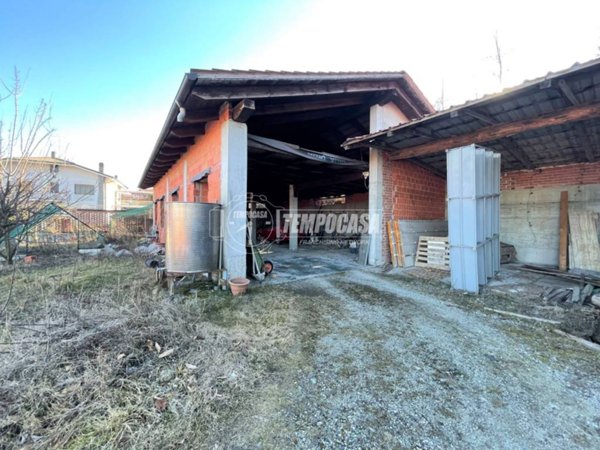 locale commerciale in vendita a Mercenasco in zona Villate