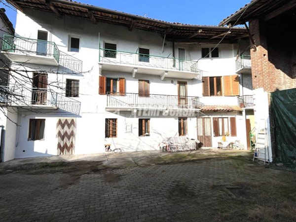 casa indipendente in vendita a Mercenasco