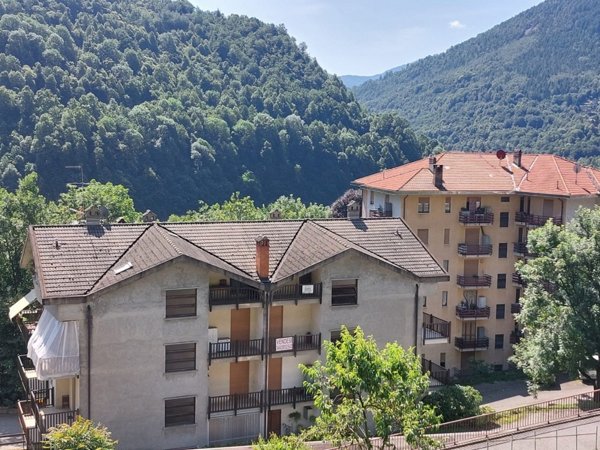 appartamento in vendita a Mezzenile in zona Villa Inferiore