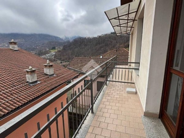 appartamento in vendita a Mezzenile in zona Villa Superiore