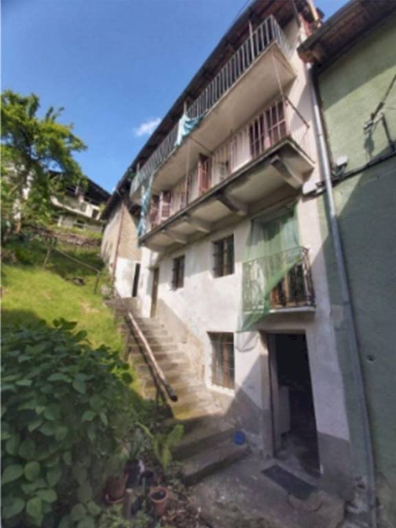 casa indipendente in vendita a Mezzenile in zona Murasse