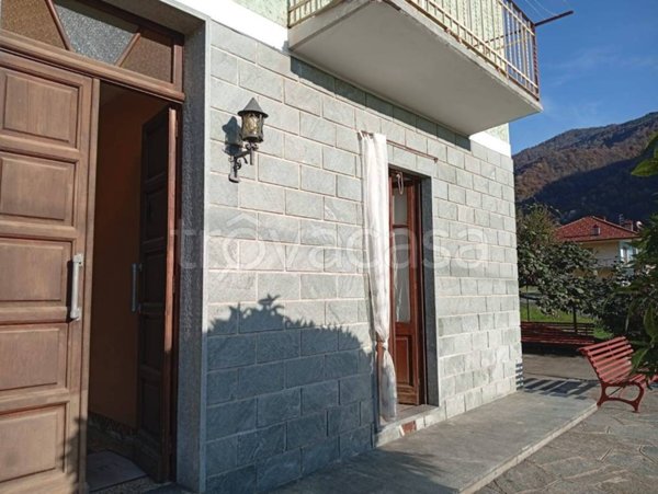 appartamento in vendita a Mezzenile in zona Villa Inferiore