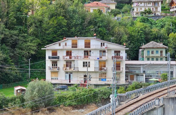 appartamento in vendita a Mezzenile in zona Sabbione