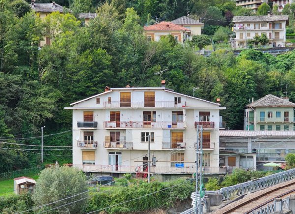appartamento in vendita a Mezzenile in zona Sabbione