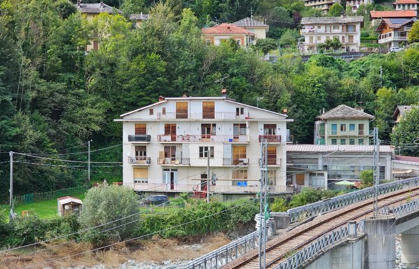appartamento in vendita a Mezzenile
