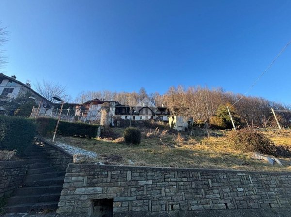 casa indipendente in vendita a Mezzenile in zona Bogliano