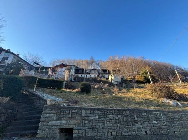 casa indipendente in vendita a Mezzenile in zona Bogliano