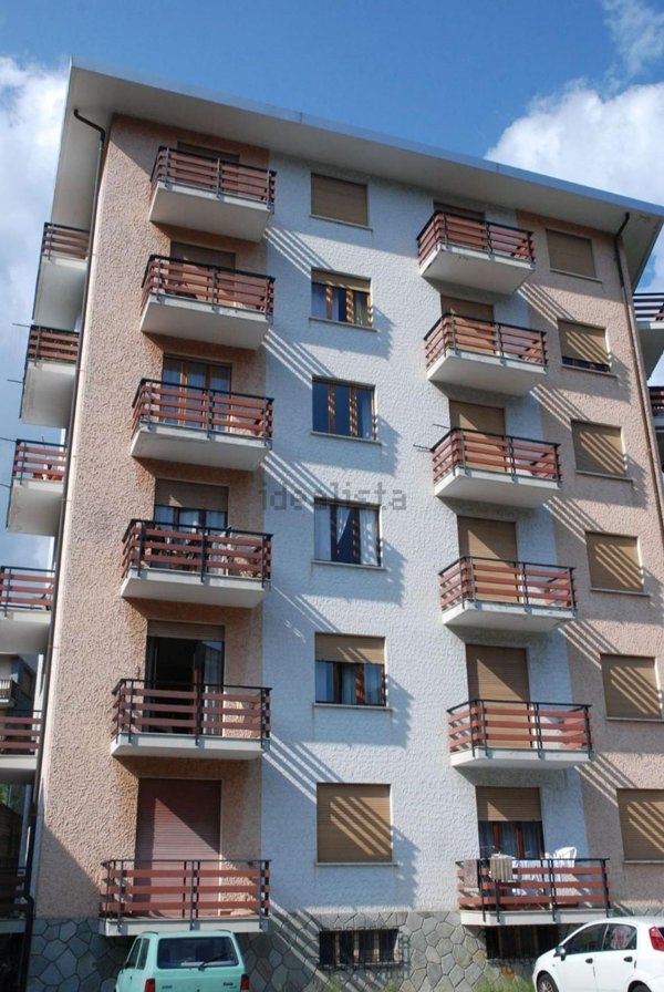 appartamento in vendita a Mezzenile
