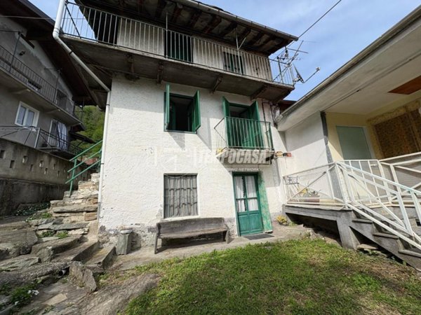 casa indipendente in vendita a Mezzenile