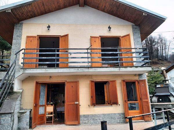 casa indipendente in vendita a Mezzenile