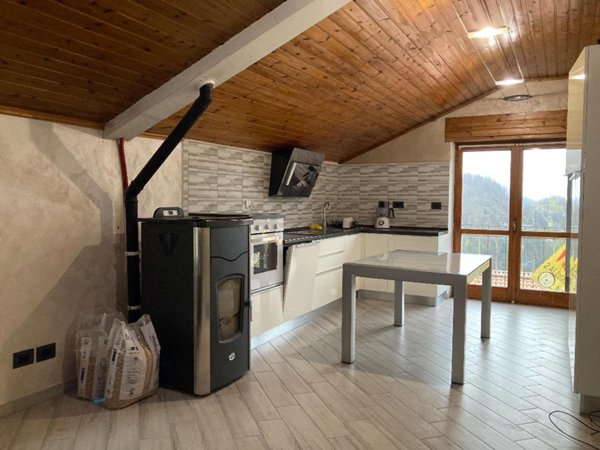 appartamento in vendita a Mezzenile