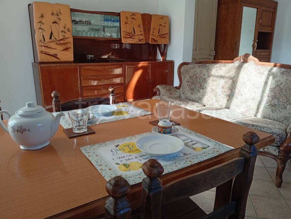 appartamento in vendita a Mezzenile in zona Villa Inferiore