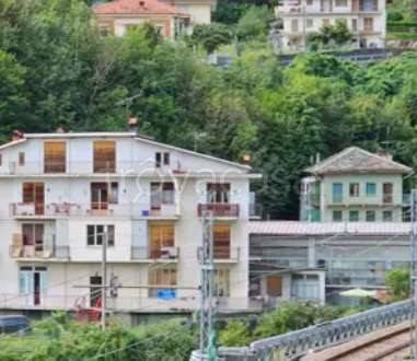 appartamento in vendita a Mezzenile in zona Sabbione