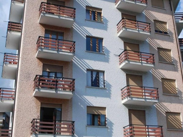 appartamento in vendita a Mezzenile in zona Villa Inferiore