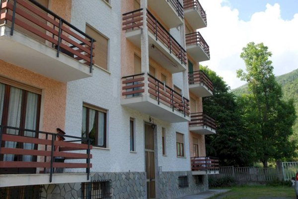 appartamento in vendita a Mezzenile in zona Villa Inferiore