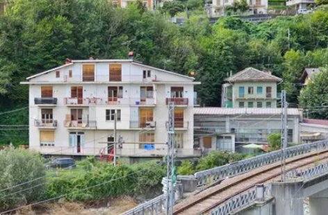 appartamento in vendita a Mezzenile in zona Sabbione